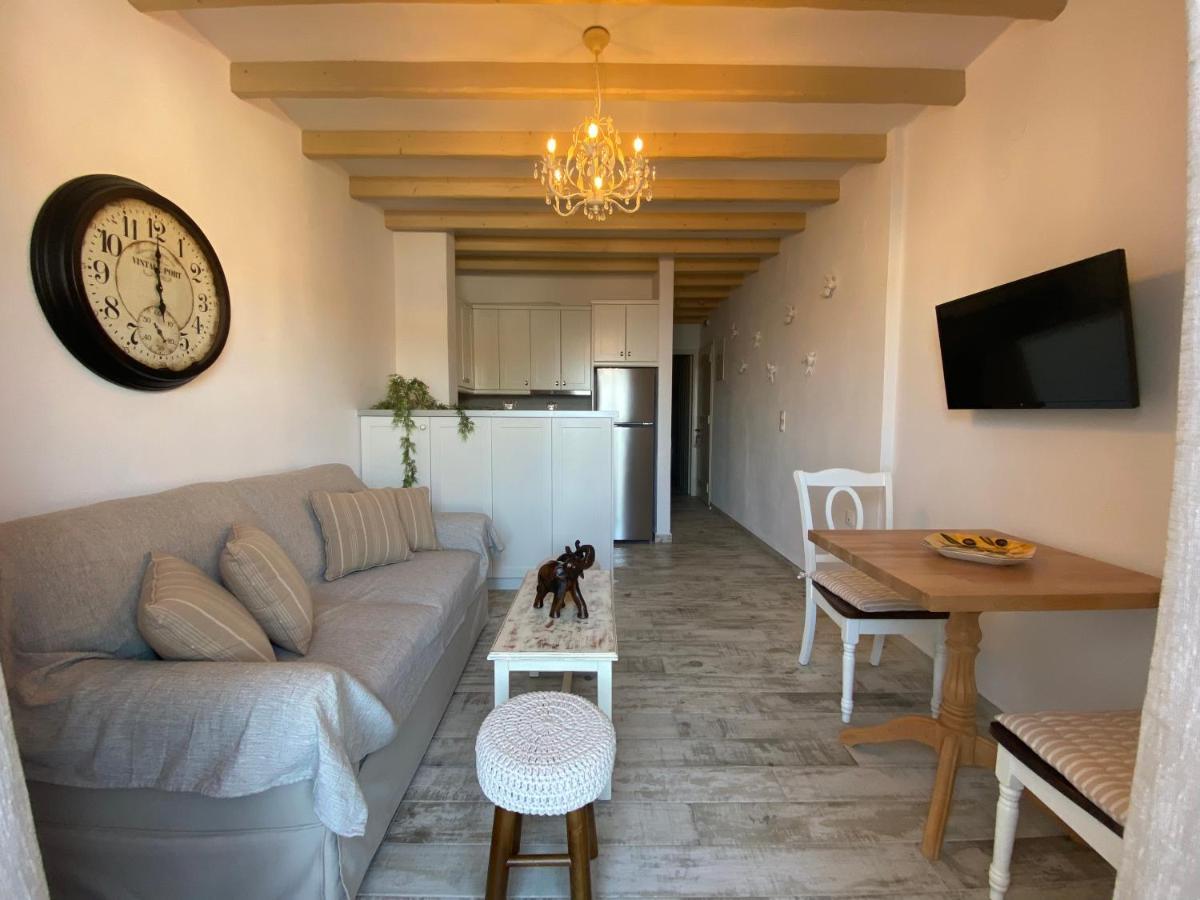 Petridi Maria Suites & Apartments Скала Экстерьер фото